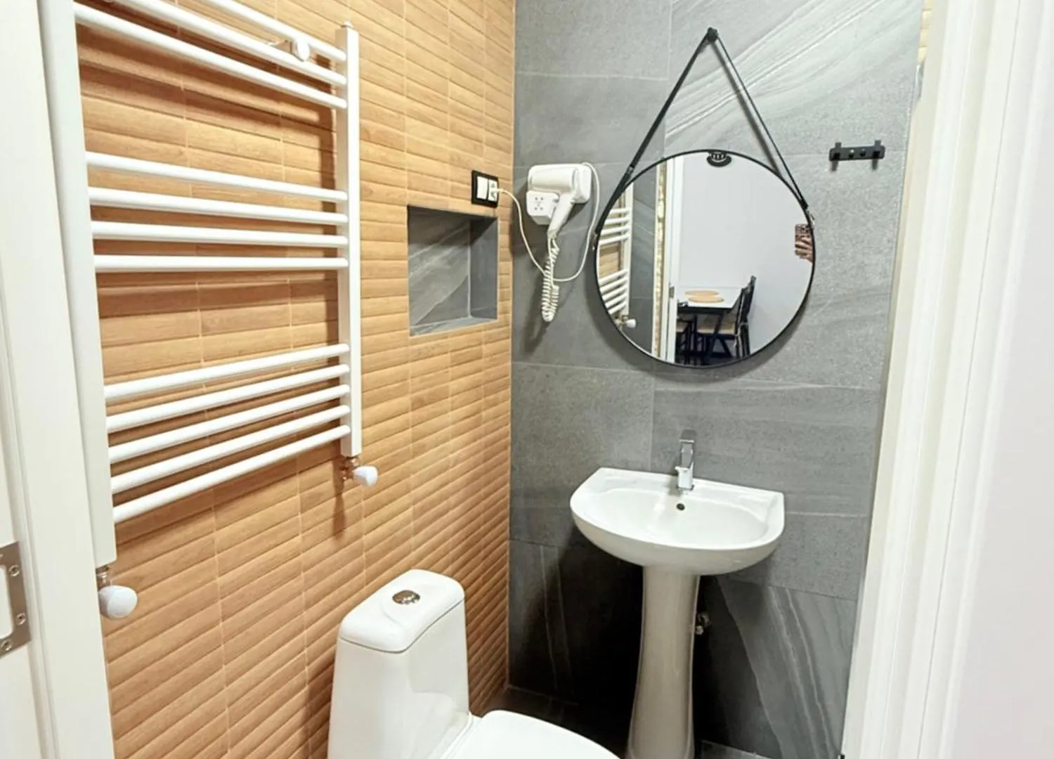 Summer Hotel In באטומי 4*,  גאורגיה