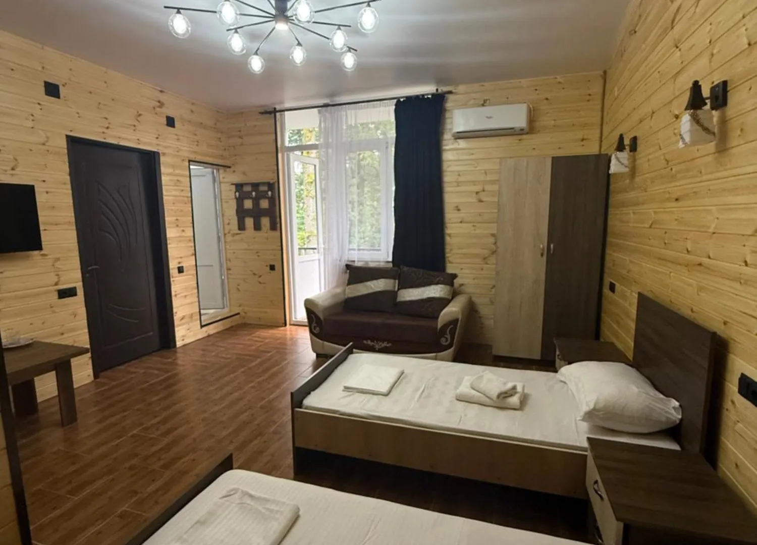 Summer Hotel In באטומי